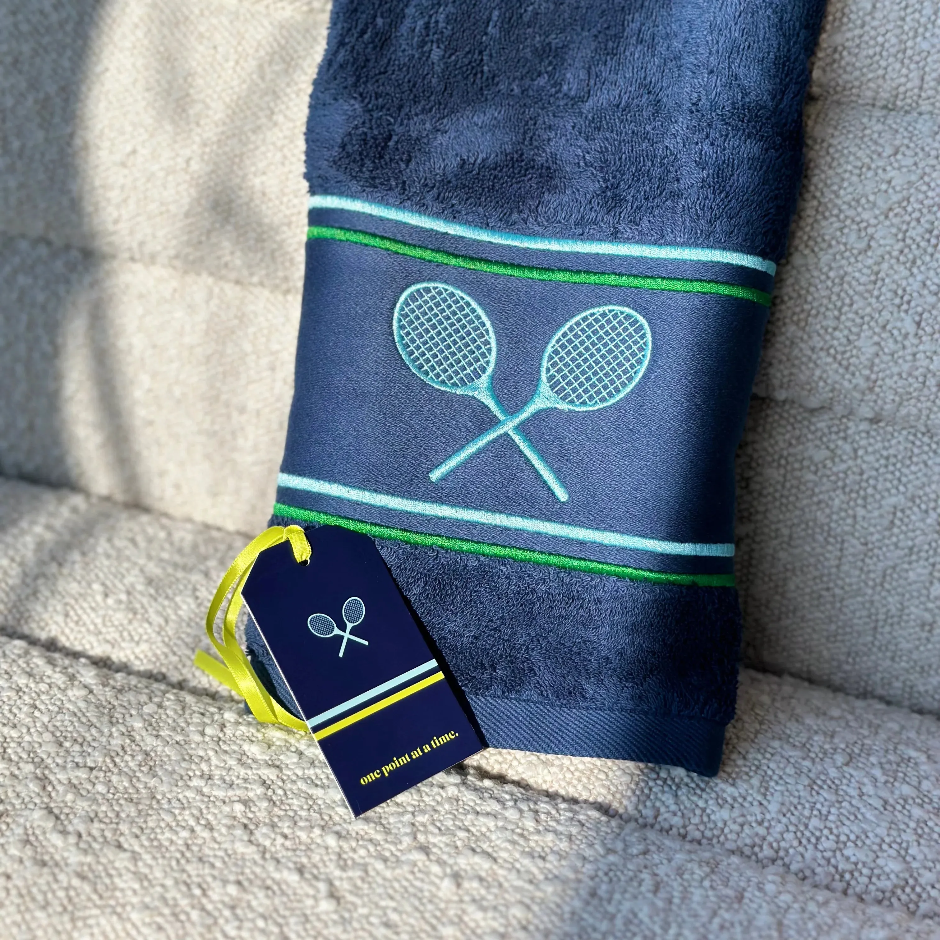 COURTGIRL Courtguy Tennis Towel