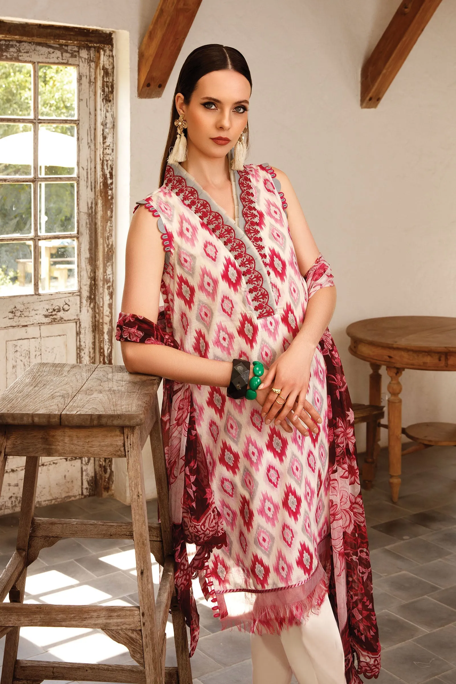 MARIA.B MBasics Lawn Collection – Pink MB-US23-111-B